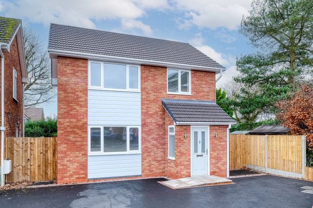 Thumbnail Detached house for sale in Hoopers Lane, Astwood Bank, Redditch