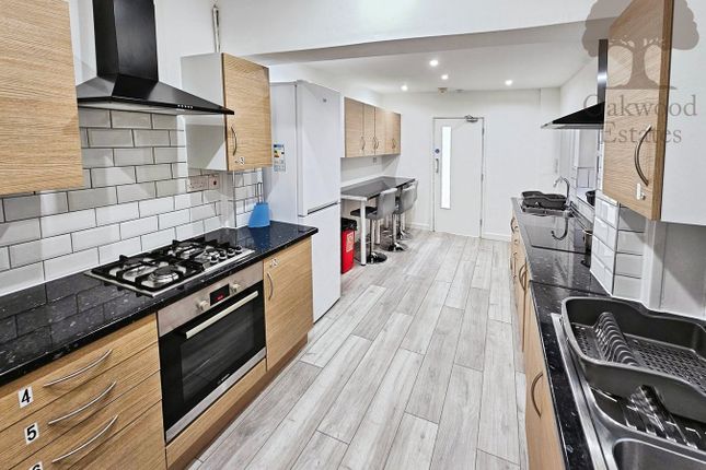 21, Alexandra Road, Slough photo 2