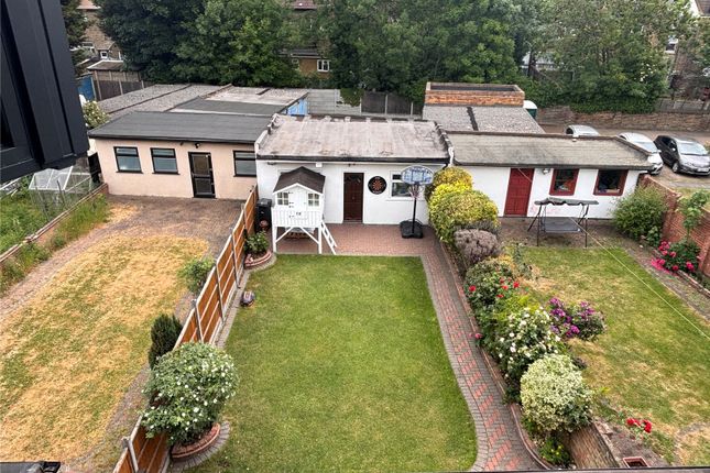 8, Douglas Road, Ilford photo 4