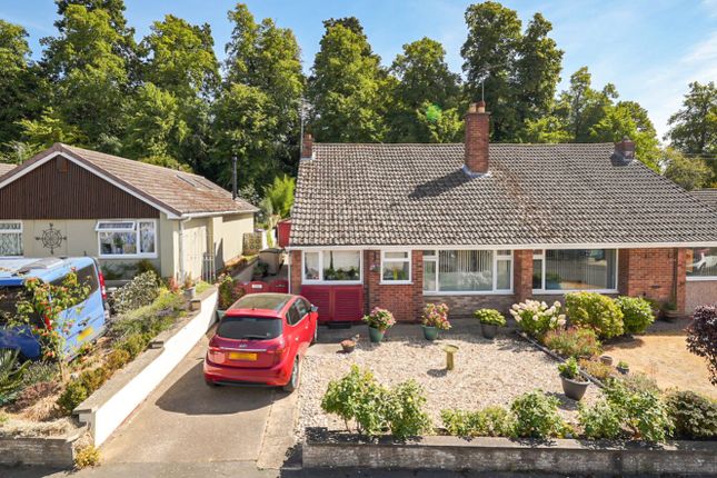 3-bed semi-detached on 12, Toll Bar Road, Grantham, £220,000