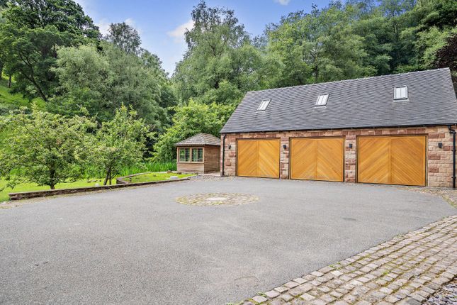 Triple Garage
