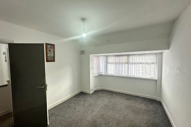 Tiffield Road, Birmingham photo 4