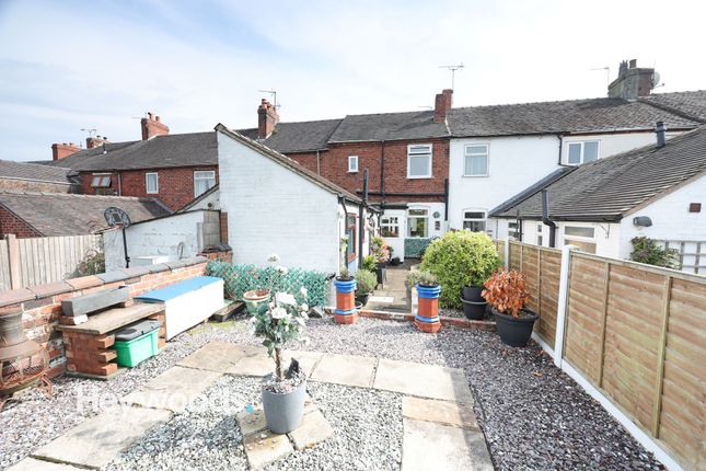 27 Albert Street, Stoke-On-Trent photo 4