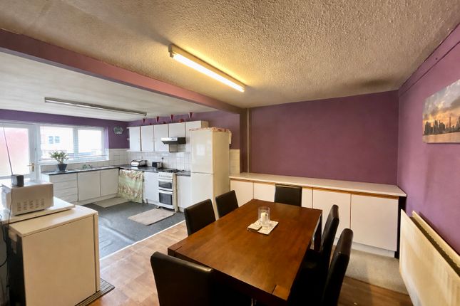 4, Humber Close, Nottingham photo 3