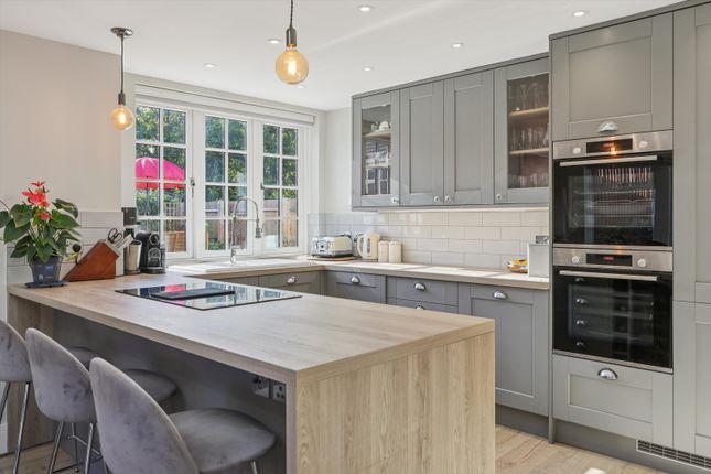 82, West End Lane, Esher photo 2