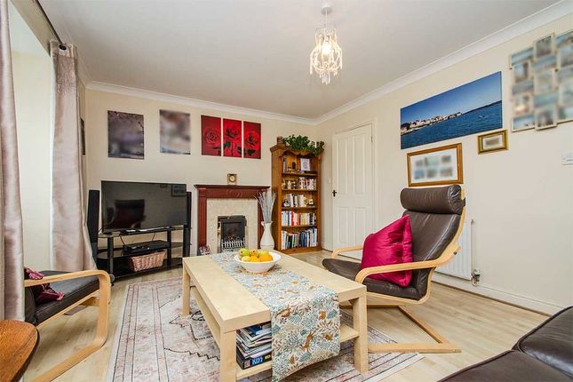 11, Trafalgar Close, Cannock photo 2