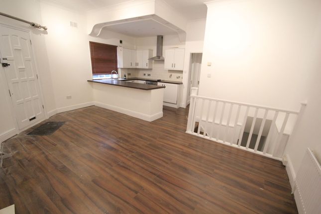 2 Crown Street, Harrow photo 2