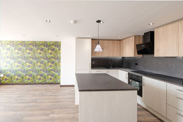 Flat 12, Standish Court, Chorley photo 2