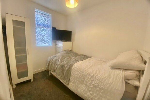 Flat to rent in Suncourt Villas, Gosport