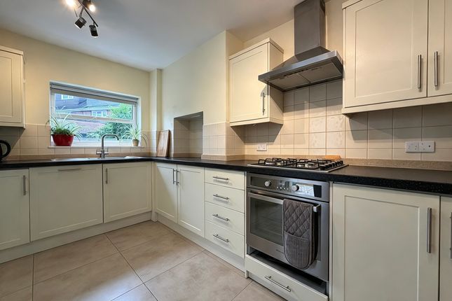 46, East Grove Road, Exeter photo 4