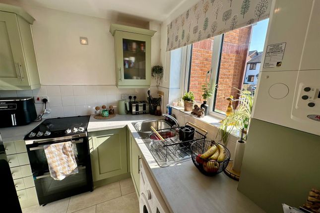 77, The Pastures, Hereford photo 4