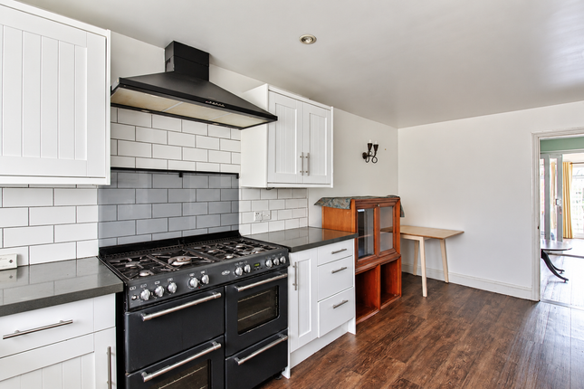 Collier Row, Romford photo 4