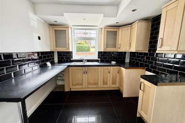 16, Windermere Avenue, Houghton Le Spring photo 2