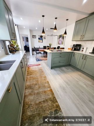 23 Cromwell Road, High Wycombe photo 2