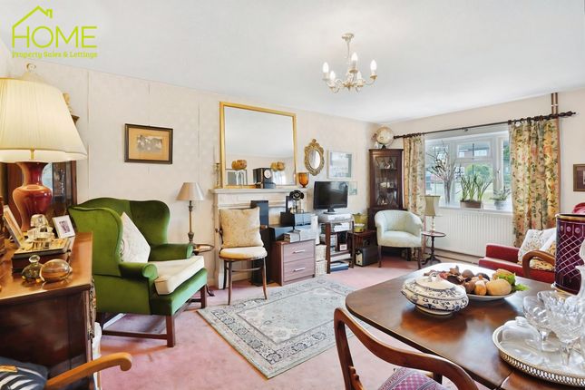 4 Palmerston Close, Leicester photo 4