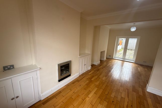48, Mortimer Road, CARDIFF photo 3