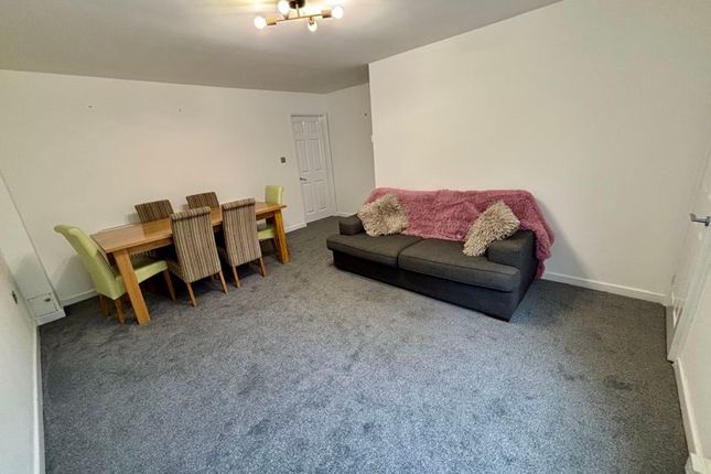 18, Castle View, Lostwithiel photo 3