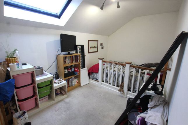Newlands Quay, London photo 5