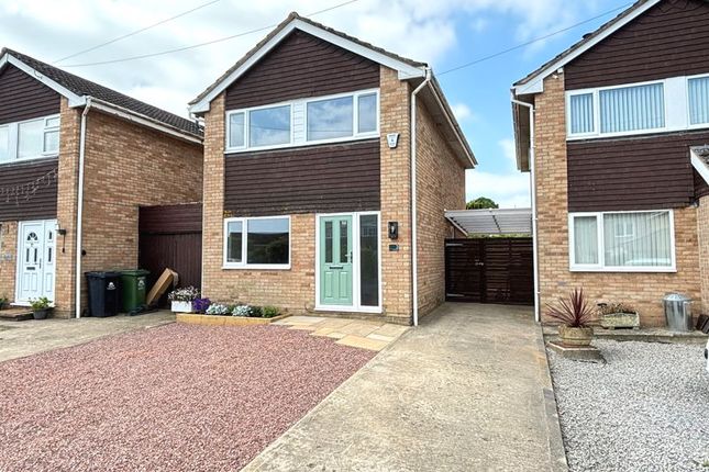 Detached house for sale in Elm Grove, Huntley, Gloucester
