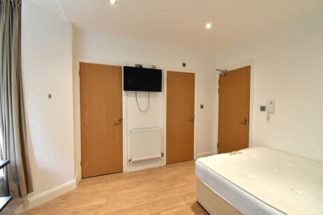 Room to rent in Lawn Terrace, Treforest, Pontypridd