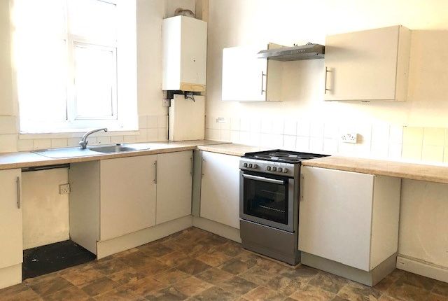 84, Colne photo 2