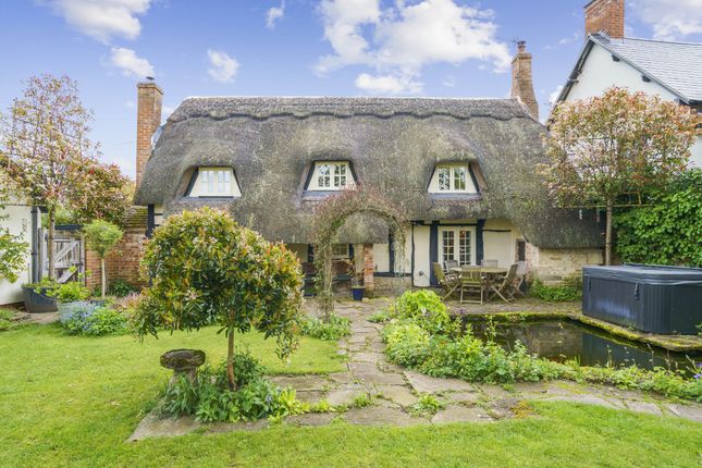 Thumbnail Cottage for sale in Moreton Morrell, Warwick
