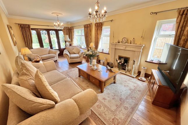 78, Hollin Lane, Styal photo 3