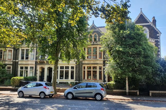 3 Bedroom Top-Floor Flat For Rent