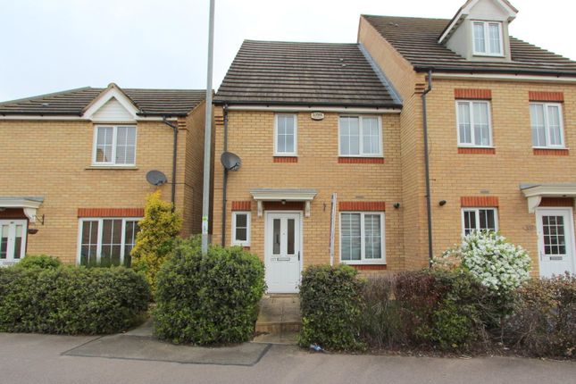 3-bed house on 107, Johnson Drive, Bedfordshire, £1,500/mo