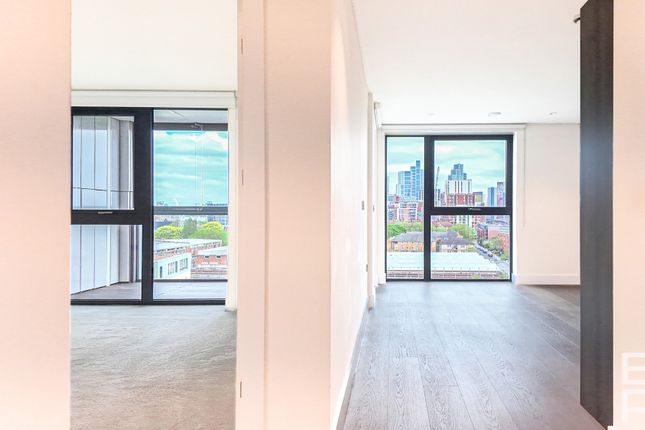 1-bed flat on 38 Foundry House,, Battersea Exchange, Nine Elms, £555,000