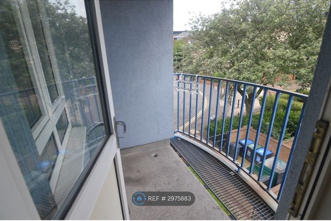 Flat, Essington Street, Birmingham photo 2