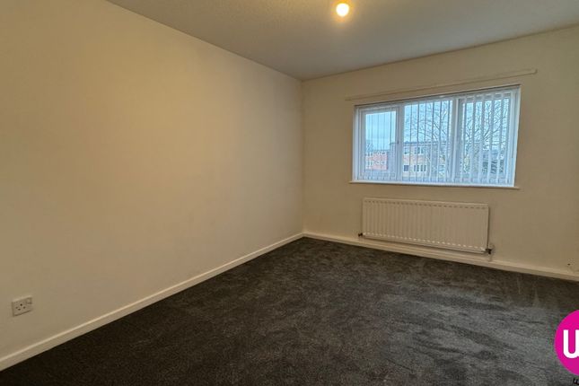 141 Hallow Drive, Newcastle upon Tyne photo 4
