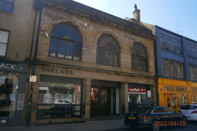 Retail premises to let in 11/13 North Parade, Bradford