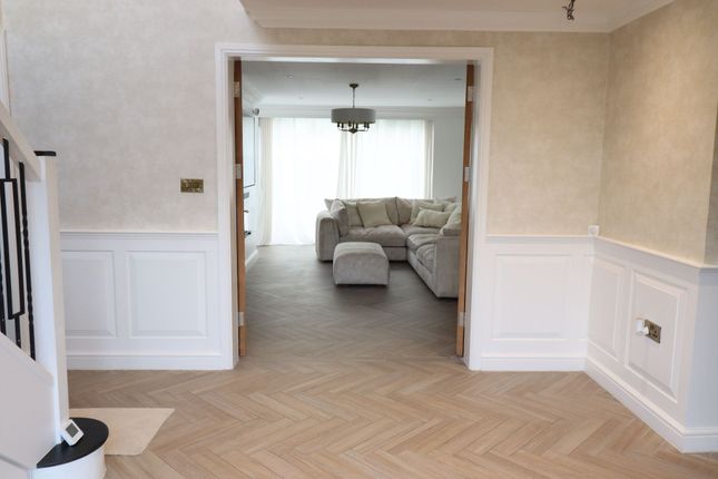 53 Lammack Road, Blackburn photo 4