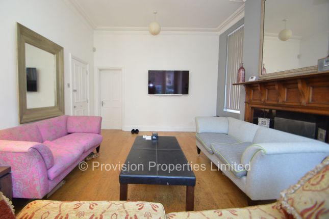 Regent Park Avenue, Hyde Park photo 5