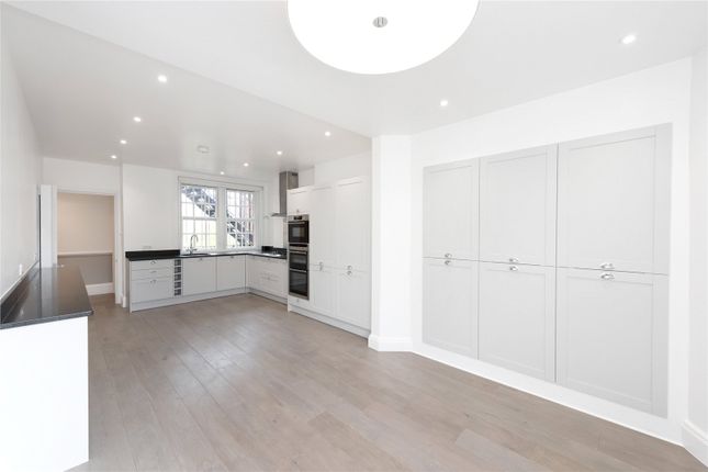 Hornton Court West, London photo 2