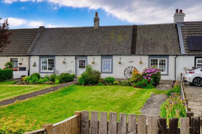 3-bed house on 31 Main Road, Gatehead, Kilmarnock, £195,000