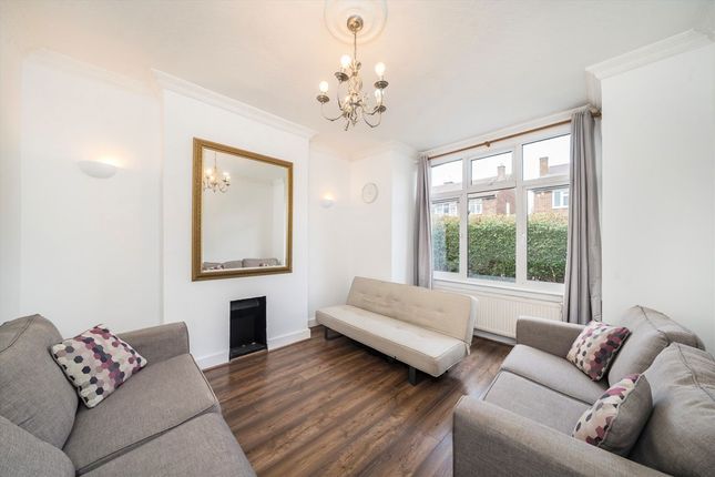 132, Eswyn Road, London photo 2