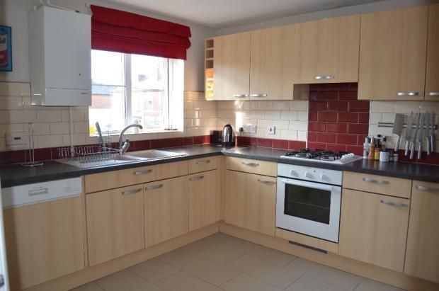 Town house to rent in Slack Lane, Derby