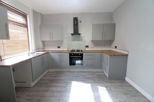 130 Holland Street, Bolton photo 4