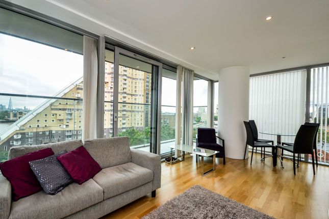 Landmark West Tower, Canary Wharf photo 2