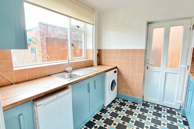 42, Sutherland Way, Stamford photo 2