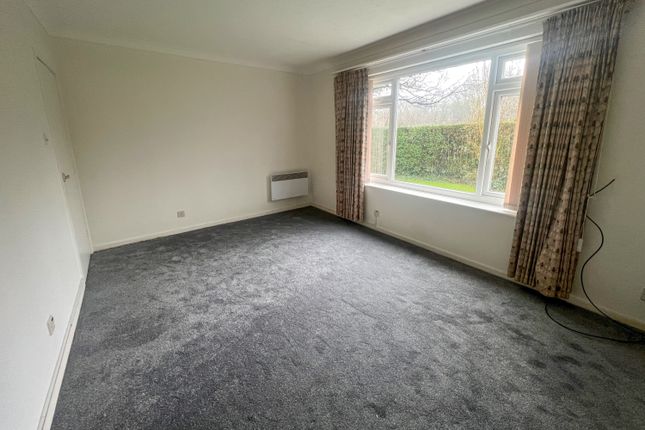Flat to rent in Sherwood Chase, Totley Brook Road