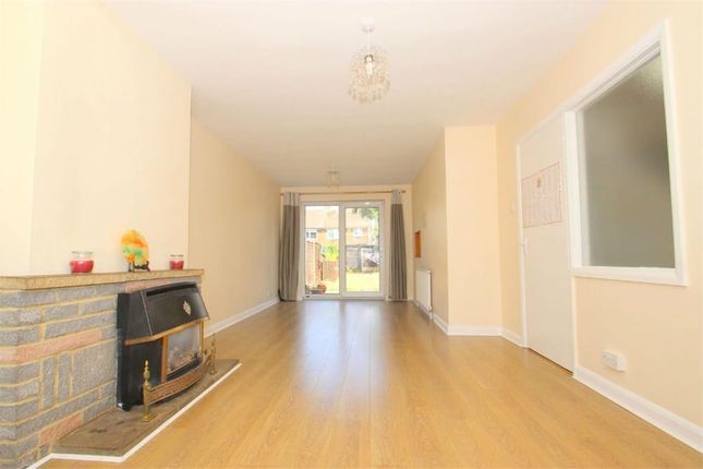 10, Coleridge Crescent, Colnbrook photo 2