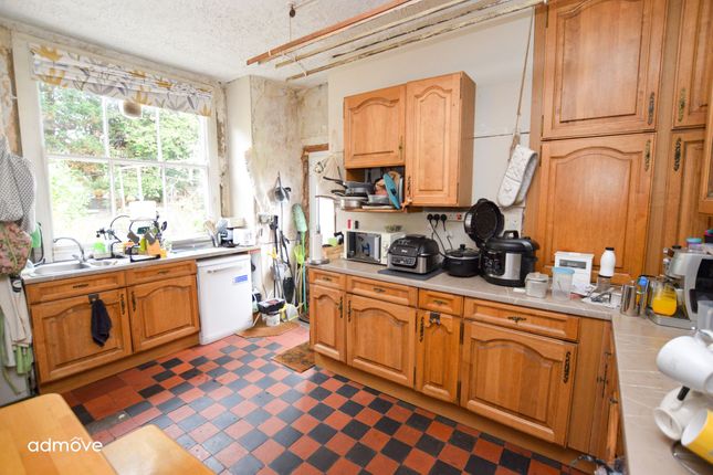 298 Manchester Road, Altrincham photo 4