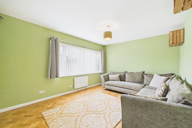 48b, Heol Llanishen Fach, Cardiff photo 2