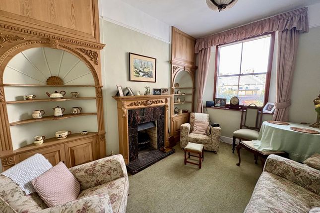 24 Upton Hill, Torquay photo 3