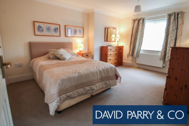 Detached 3 Bedroom Property