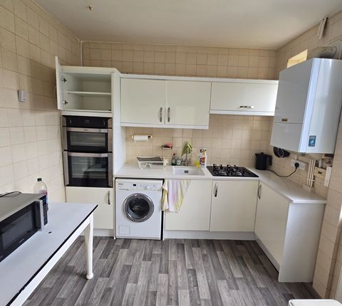 22, Piper Crescent South Yorkshire, Sheffield photo 2