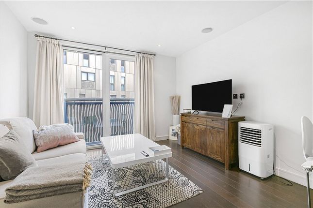 Thumbnail Flat to rent in Gatliff Road, London